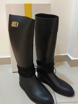 Lemon Jelly black boots size 41 like new with box