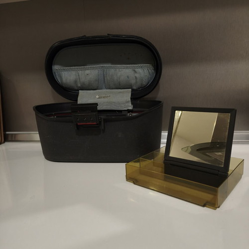 Samsonite vintage vanity case black hard shell train case