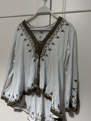 Summer white beach blouse new, size S