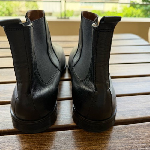 Robinson black leather Chelsea boots size 45 like new