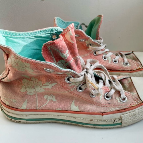 Converse boots used with flower design, multicolor, size 37