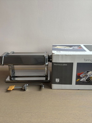 Tarrington House pasta machine new stainless steel manual