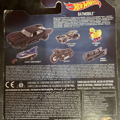 Hot Wheels Batmobile The Batman Premium diecast car
