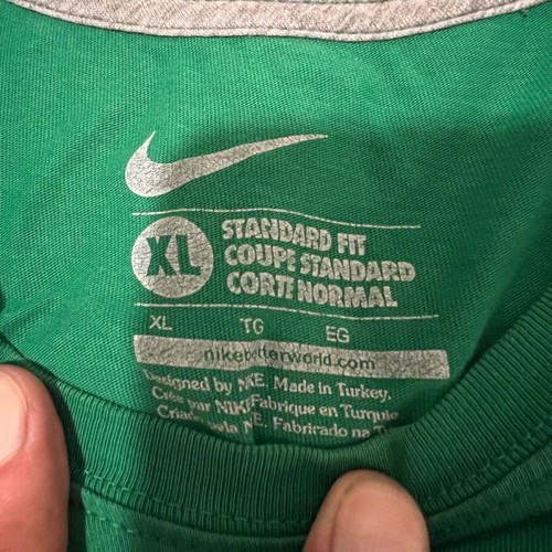 Nike Tee XL used, 100% cotton with large Vintage Logo