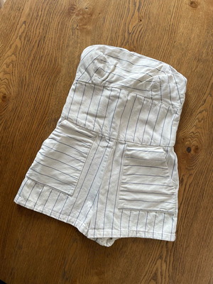 Zara denim short jumpsuit like new, beige with blue stripes, size M