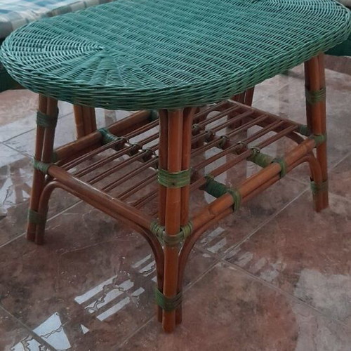 Bamboo set of 4 pieces like new with cushions