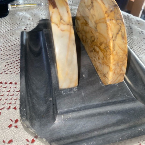 Marble napkin holder like new
