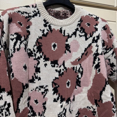Pullover like new, size S/M, beige and pink