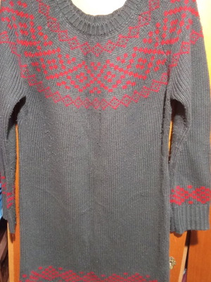 Julia Bergovich pullover used, long gray with red patterns, size L