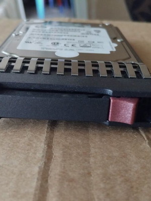 HP EG0300FCSPH hard drive 300GB 64MB 10000rpm SAS 6 Gbit/s like new