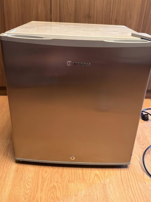 Ψυγειάκι Mini Bar Morris 41lt inox