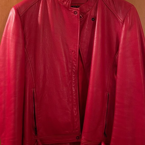 Leather jacket with Mao collar TZIVELIS red like new, size M