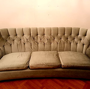 Τριθέσιος καναπές vintage με βελούδινο ύφασμα και μαξιλάρια 2 όψεων σε πολύ καλή κατάσταση