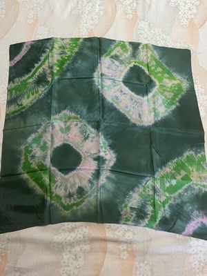 Silk scarf new, green