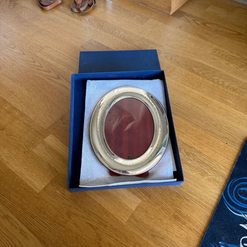 Valentini & Co Oval Silver Frame New in Box with Wood Back