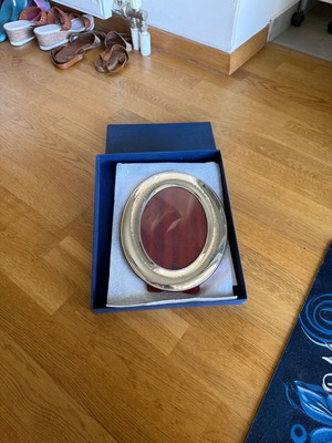 Valentini & Co Oval Silver Frame New in Box with Wood Back
