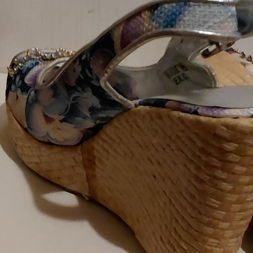 Migato platform sandals size 38 like new, blue floral fabric with shine
