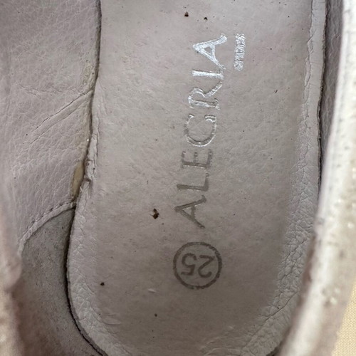 Alegria silver ballet flats size 25 like new