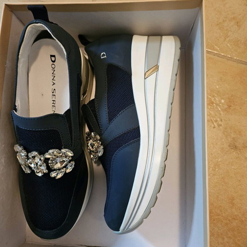 Donna Serena sneakers women's like new, size 37, blue and white
