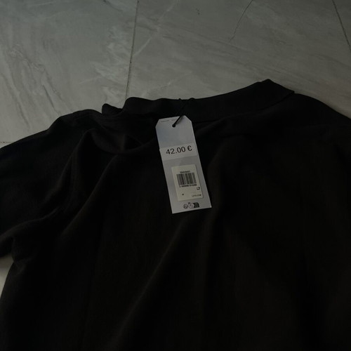 Levi’s polo shirt black, size M