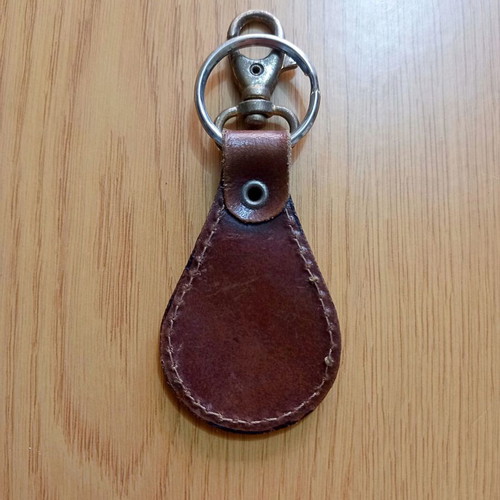 Ote leather keychain like new, brown vintage
