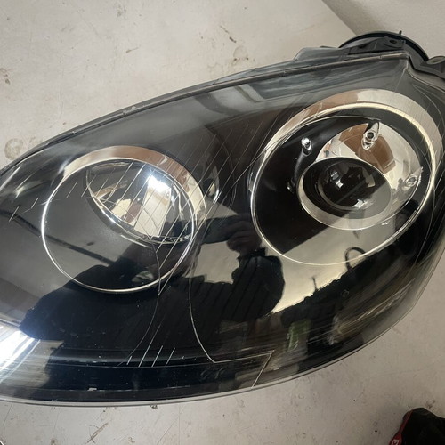 Golf 5 Driver Headlight black with projector like new