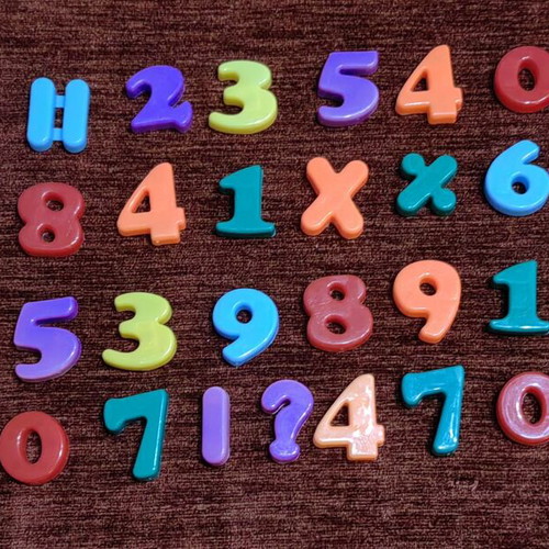 Educational magnetic toy set, 38 pieces
