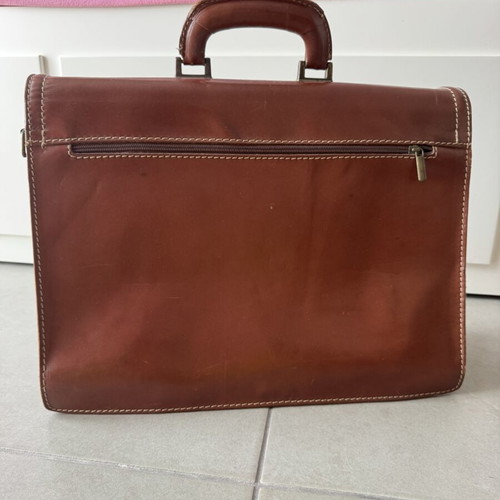 Leather briefcase used, vintage brown with metal clasp