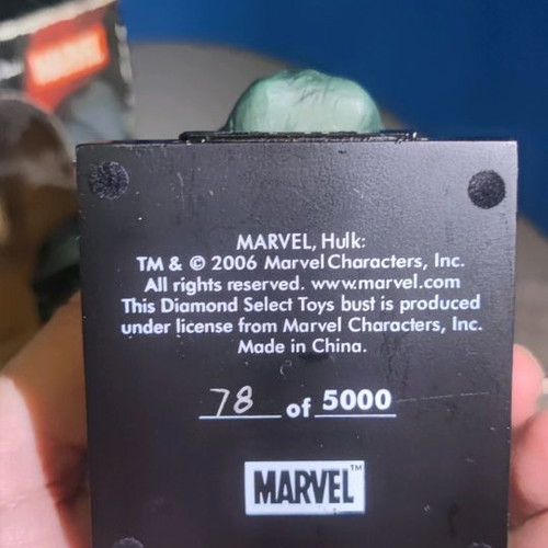 Avengers Marvel Hulk Alex Ross bust used, limited edition