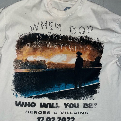 T-shirt cream from Heroes and Villains merch like new