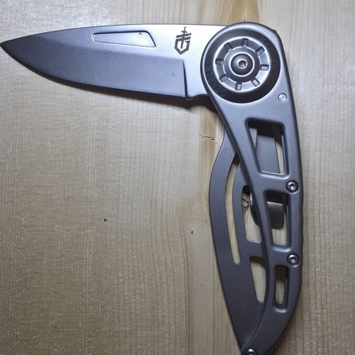 Pack of 9 knives used