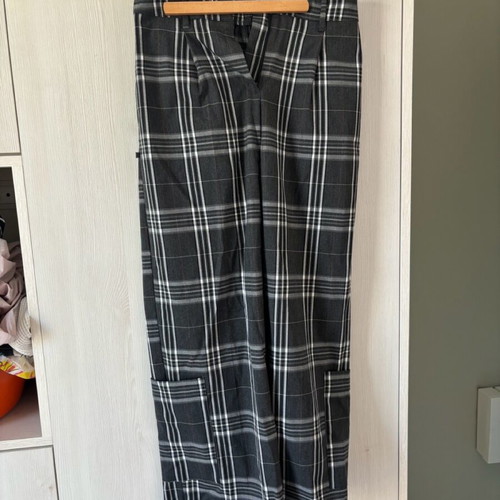 Bershka checked pants like new with pockets size M
