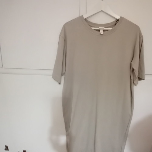 Makó dress H&M small like new, knee-length