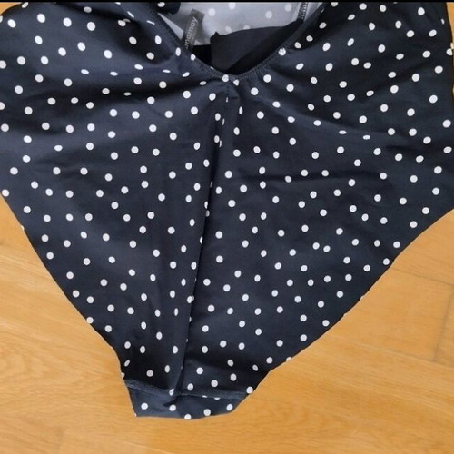 Yamamay one-piece swimsuit like new, adjustable straps, polka dot