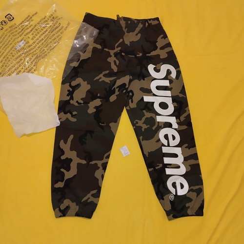 Supreme Sweatpants new, multicolor, size M