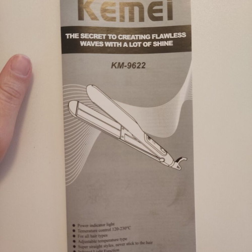 Kemei hair straightener like new