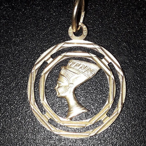 Handmade Egyptian Nefertiti Pendant 18Kt like new, Dual Face technique