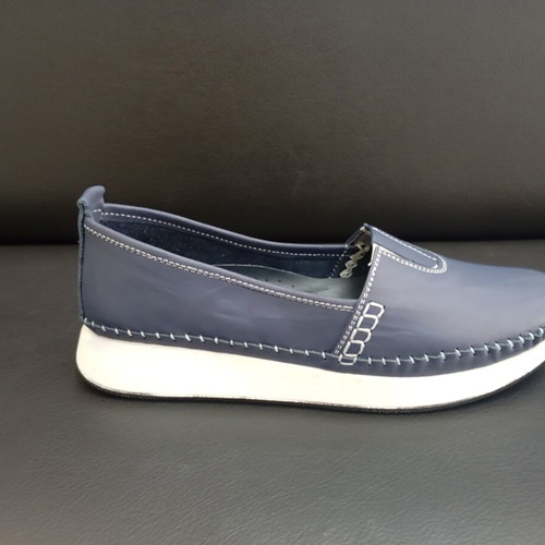 Ballerinas blue leather, new with anatomical insole