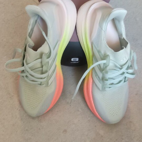Adidas Ultraboost sneakers like new