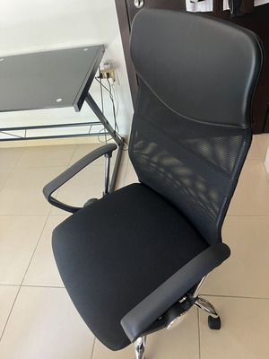 Office chair like new