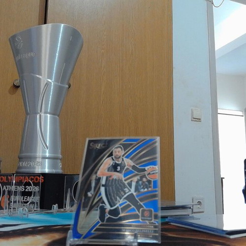Marco Belinelli 2025-26 Panini Select EuroLeague Courtside Blue Prizm card #209 Virtus Bologna