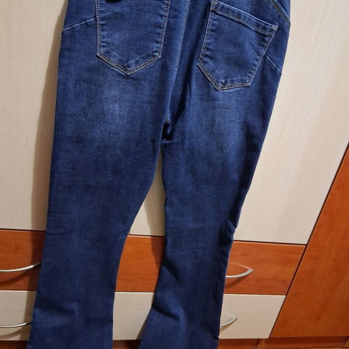 Women's jeans like new, medium size, blue, flare style