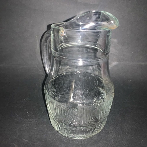 Vintage glass jug Luminarc Arcoroc with Aspen Leaf design like new