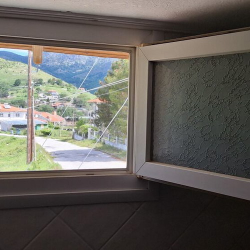 PVC windows and armored security entrance door like new, Finstral with Aubi mechanisms