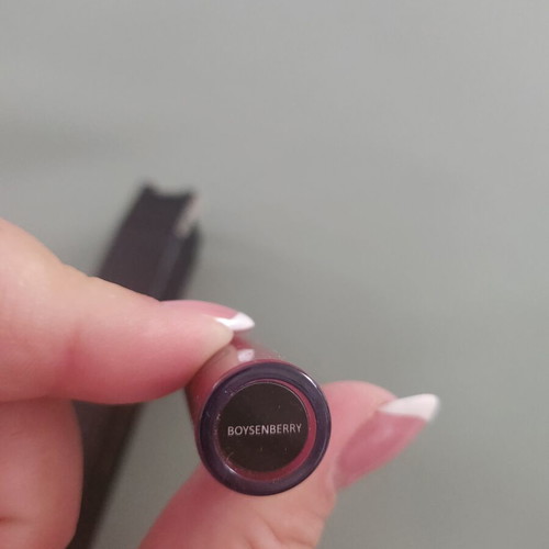LARITZY COSMETICS Long Lasting Liquid Lipstick, boysenberry shade