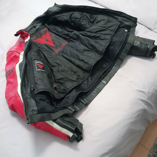 Dainese leather jacket No44 used, women's, with removable lining