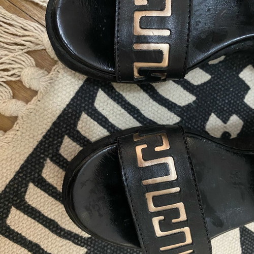 Branded sandals like new, black with gold details, size 37