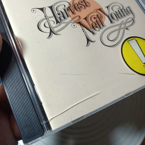 Harvest Neil Young CD used, rock genre