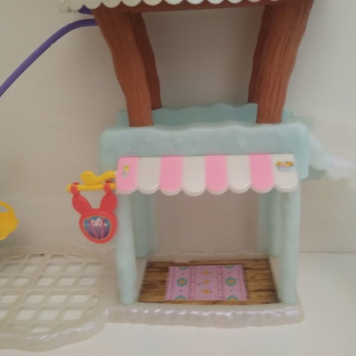 Enchantimals Ski Lodge playset used, Mattel
