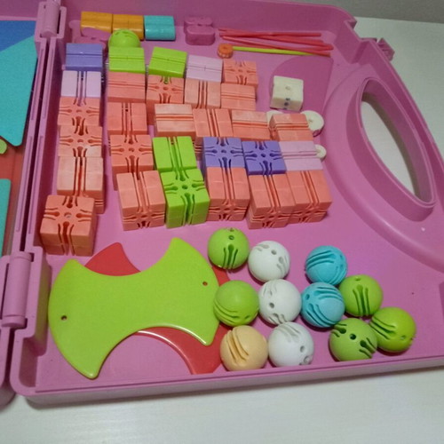 Abacolor Shapes & Case used with over 80 pieces
